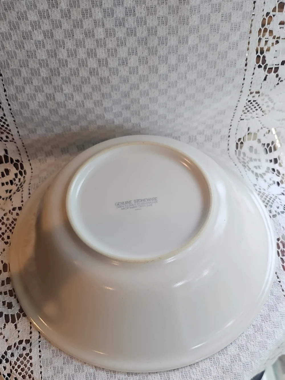 Baker, Hart & Stuart Joy Stoneware Bowl